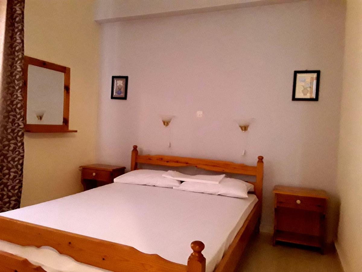 Athanasios Tsoumas Apartments Кастросикия Екстериор снимка