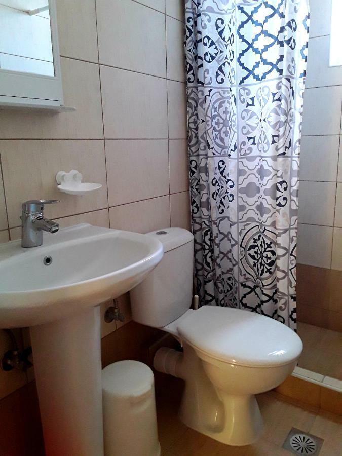 Athanasios Tsoumas Apartments Кастросикия Екстериор снимка